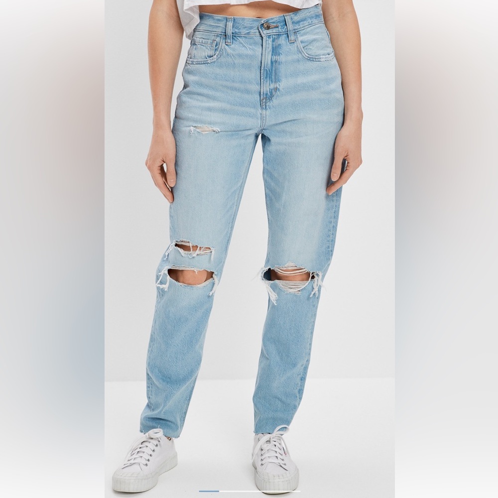 American Eagle mom jeans